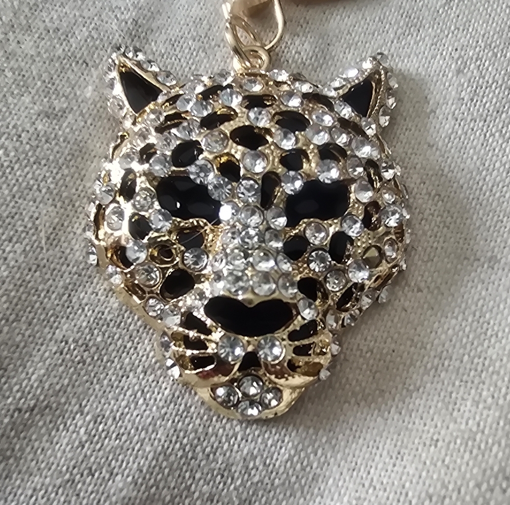 Leopard 🐆 charm/Keychain New - Picture 2 of 5